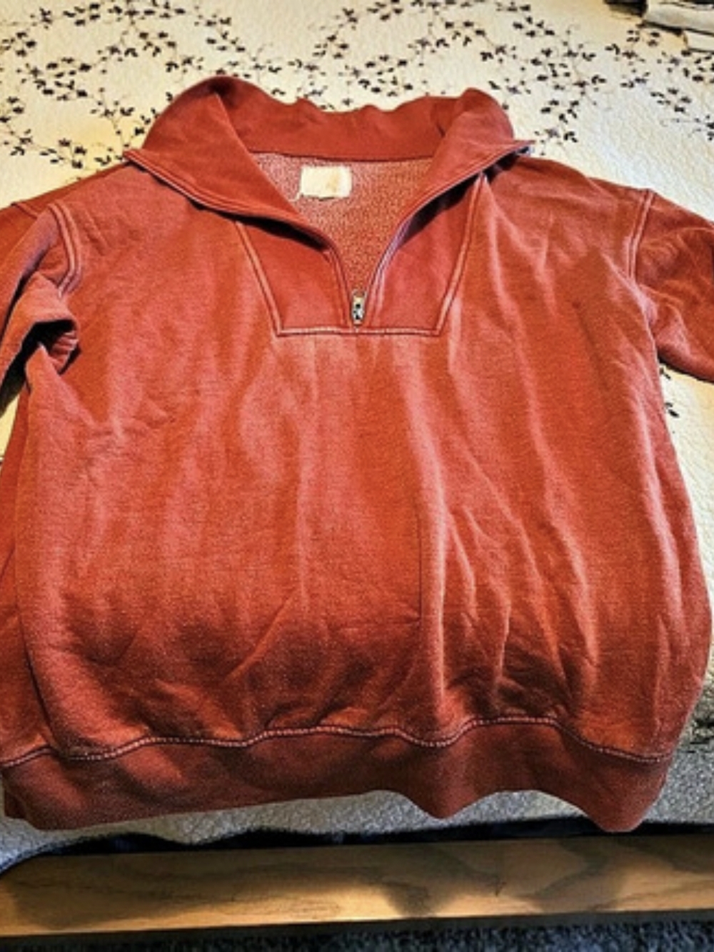 Kith Red Pullover Size Medium